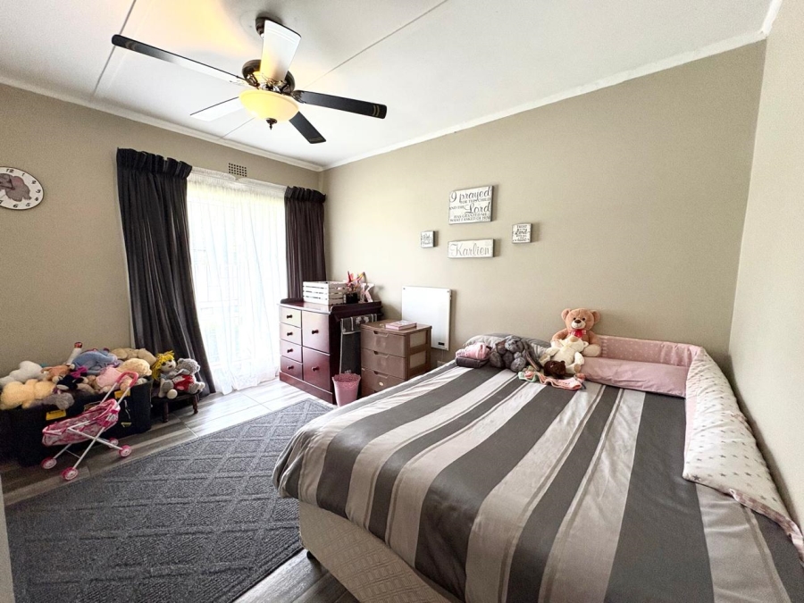 3 Bedroom Property for Sale in Flamingo Park Free State